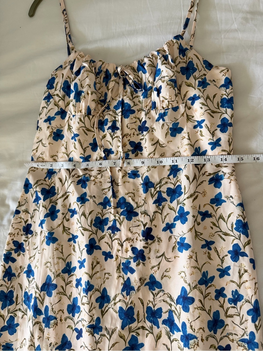 Commense Cream Maxi Dress with Blue Floral Print and Knot Detail size M - Picture 8 of 10